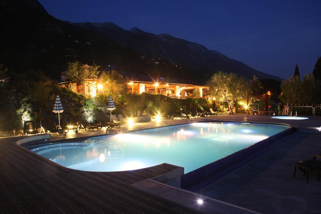 Hotel Sailing Center Malcesine Buitenkant foto